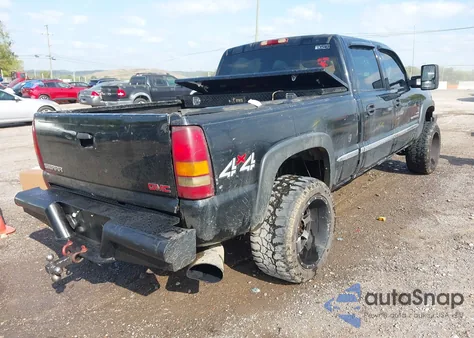 2002 GMC Sierra 2500Hd Sle из США, поврежденный, VIN 1GTHK23122F197153